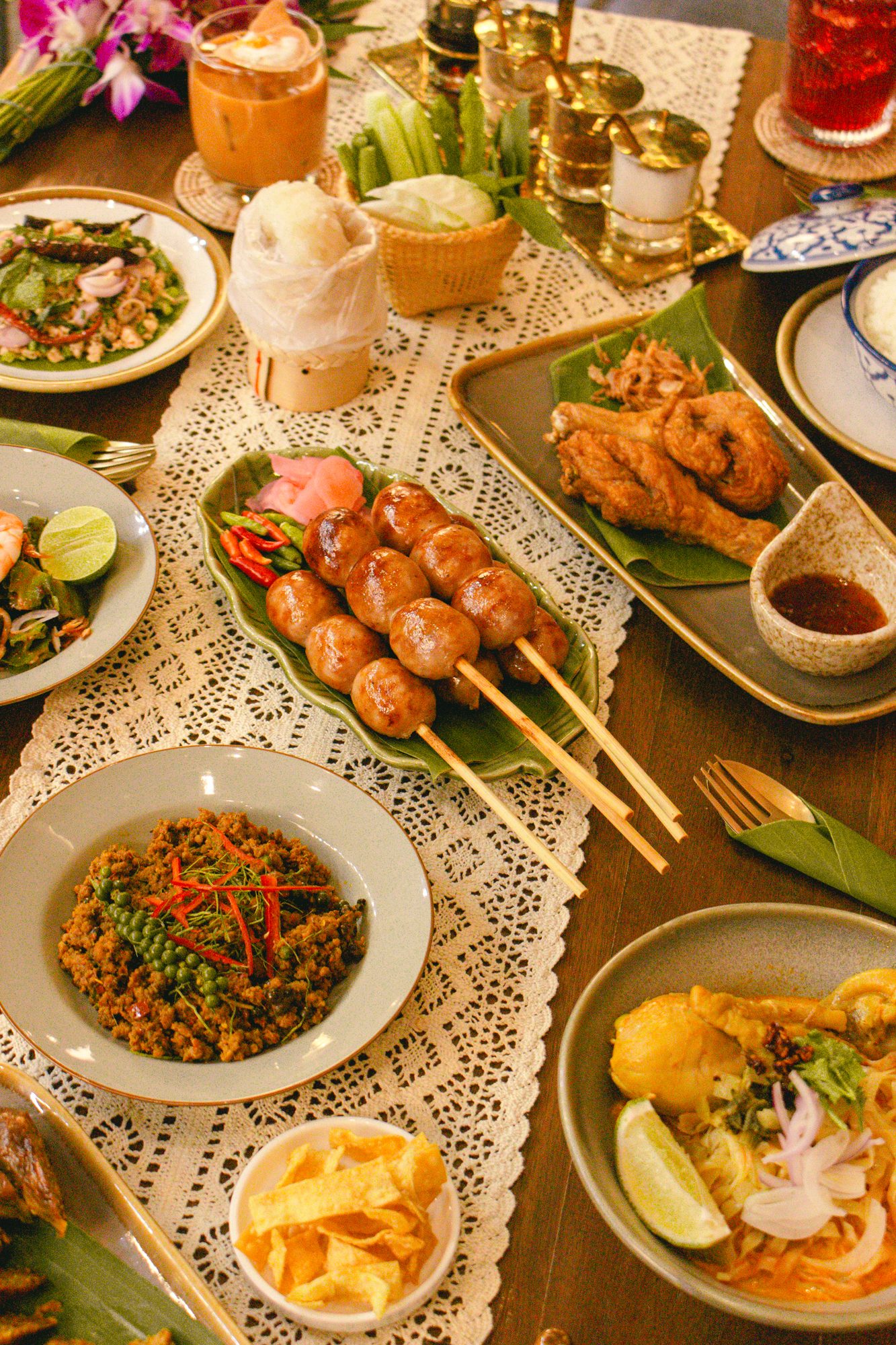 Thai Lunch Table Experience